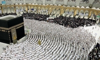 7.4 مليون معتمر وفدوا للمسجد الحرام منذ بداية رمضان